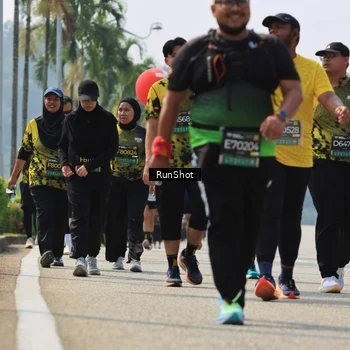 Runner Photo 7058508