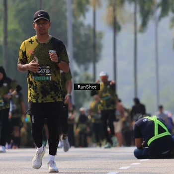 Runner Photo 7058525