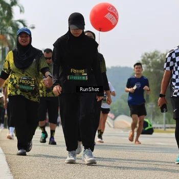 Runner Photo 7058529
