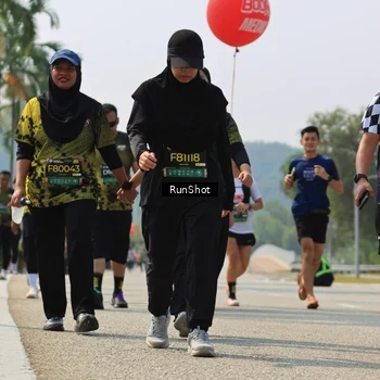 Runner Photo 7058530