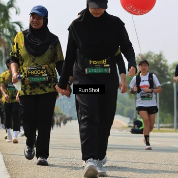 Runner Photo 7058540