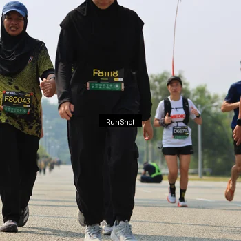 Runner Photo 7058544