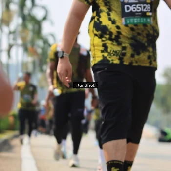 Runner Photo 7058568