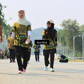 Runner Photo 7058597