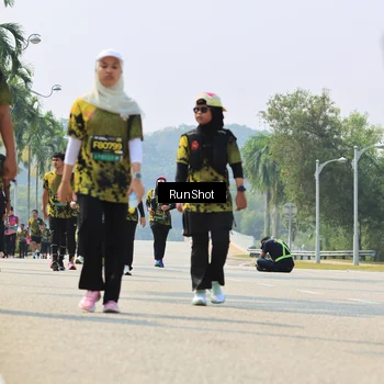 Runner Photo 7058601