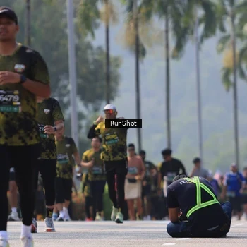 Runner Photo 7058606
