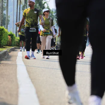 Runner Photo 7058613