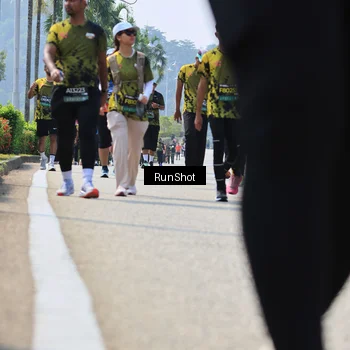 Runner Photo 7058620