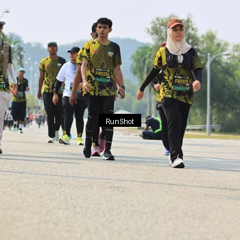 Runner Photo 7058627