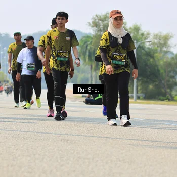 Runner Photo 7058630