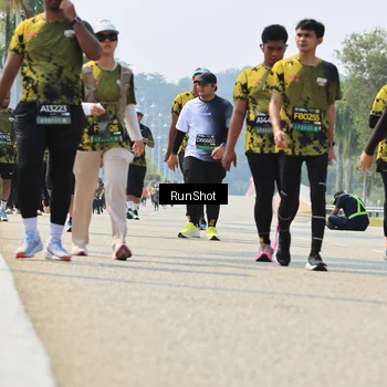 Runner Photo 7058638