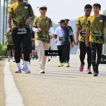 Runner Photo 7058641