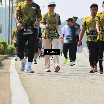 Runner Photo 7058645