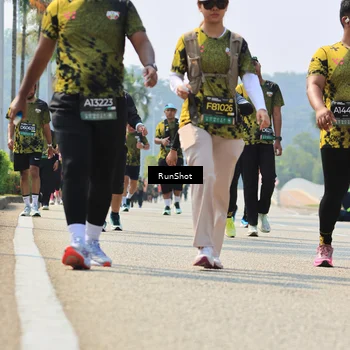 Runner Photo 7058655