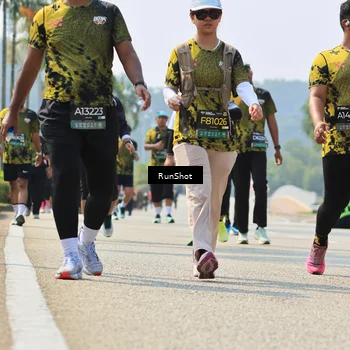 Runner Photo 7058656