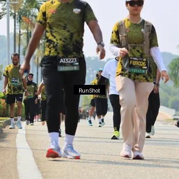 Runner Photo 7058664