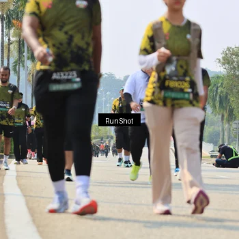 Runner Photo 7058672