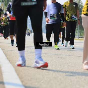 Runner Photo 7058676