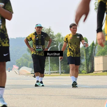 Runner Photo 7058693