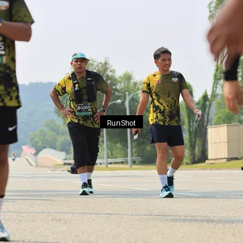 Runner Photo 7058695
