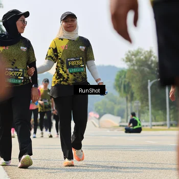 Runner Photo 7058702