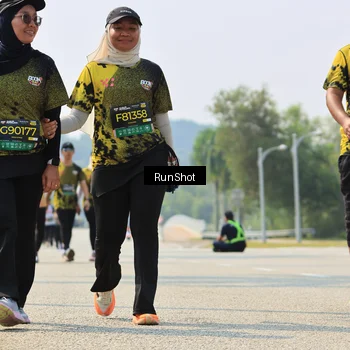 Runner Photo 7058705