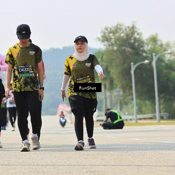 Runner Photo 7058738