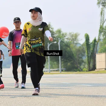 Runner Photo 7058755