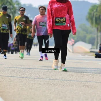 Runner Photo 7058804
