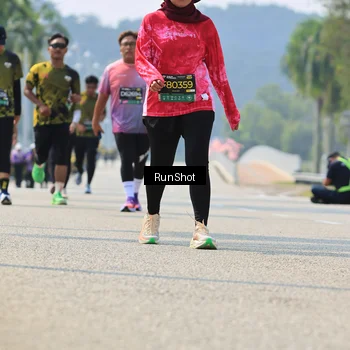 Runner Photo 7058806