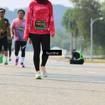 Runner Photo 7058808
