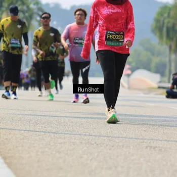 Runner Photo 7058810