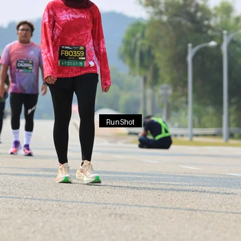 Runner Photo 7058815