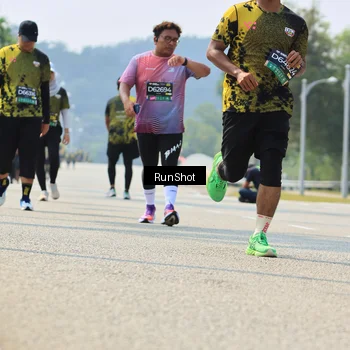 Runner Photo 7058820