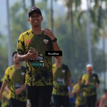 Runner Photo 7058841