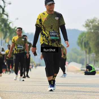 Runner Photo 7058852