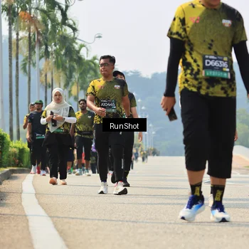 Runner Photo 7058858