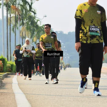 Runner Photo 7058859
