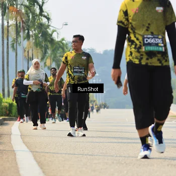Runner Photo 7058866