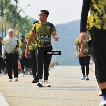 Runner Photo 7058872
