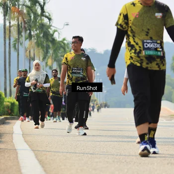 Runner Photo 7058875