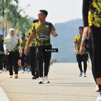 Runner Photo 7058878