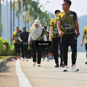 Runner Photo 7058889