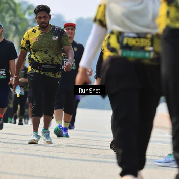 Runner Photo 7058923
