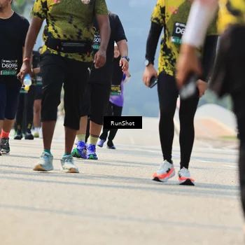 Runner Photo 7058940