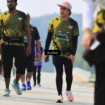 Runner Photo 7058943