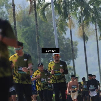 Runner Photo 7058955
