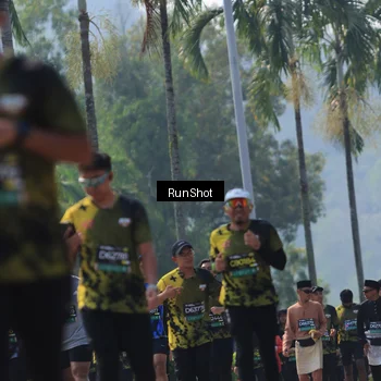 Runner Photo 7058965