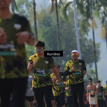 Runner Photo 7059007