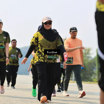 Runner Photo 7059044
